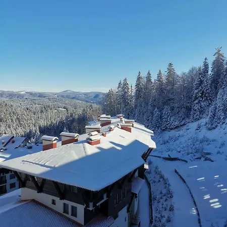 The Golden Nest - 3 Bedroom Family Mountain Апартаменты *
