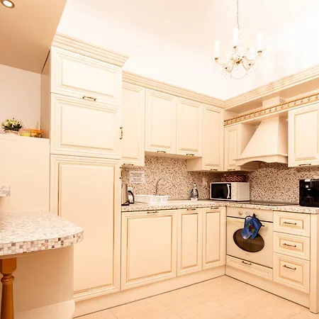 The Golden Nest - 3 Bedroom Family Mountain * Пампорово