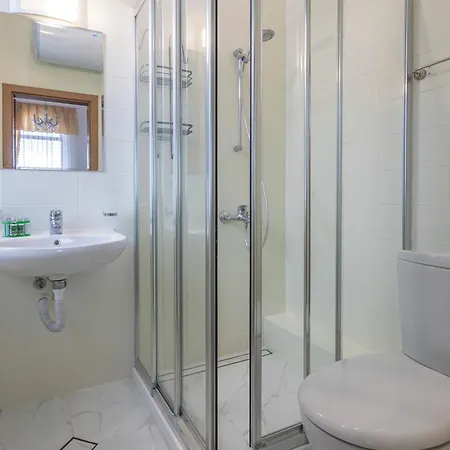 The Golden Nest - Luxury Apartamento Pamporovo