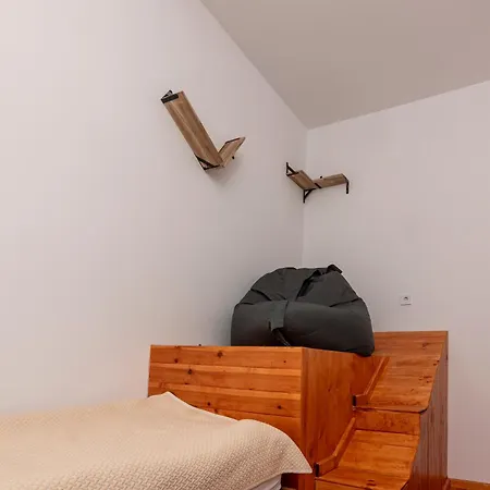 The Golden Nest - 3 Bedroom Family Mountain Апартаменты Пампорово